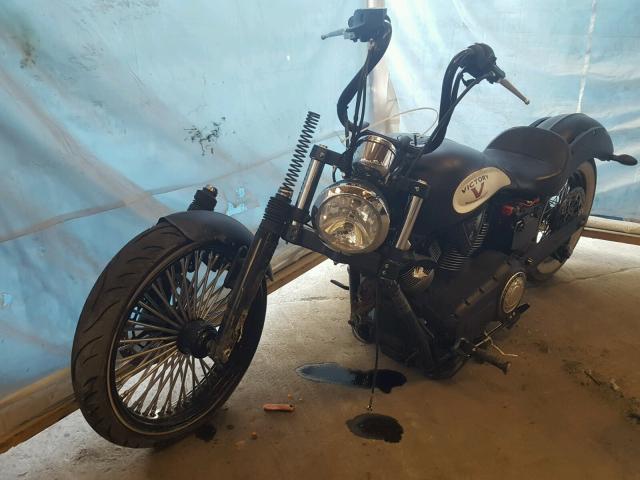 5VPWB36N7D3017859 - 2013 VICTORY MOTORCYCLES HIGH-BALL Schwarz Foto 9