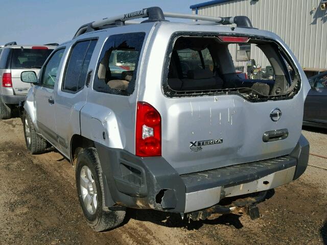 5N1AN0NWXBC503535 - 2011 NISSAN XTERRA SILVER photo 3