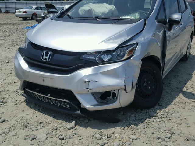 JHMGK5H58GX021605 - 2016 HONDA FIT LX SILVER photo 9