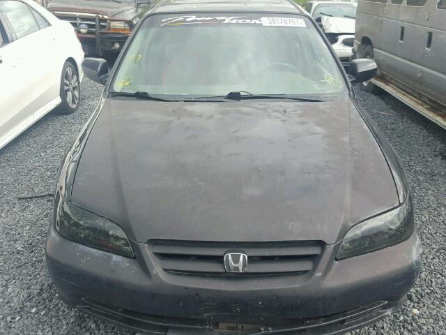 1HGCG66852A080564 - 2002 HONDA ACCORD EX BLACK photo 9