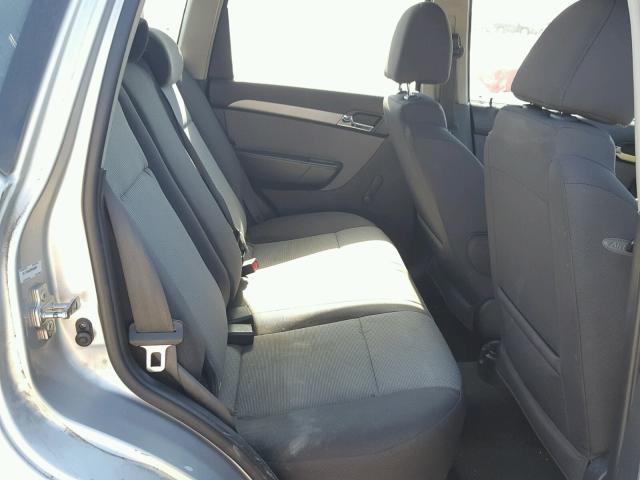 KL1TD66E09B308009 - 2009 CHEVROLET AVEO LS SILVER photo 6