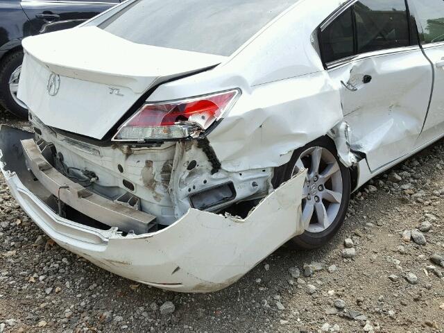 19UUA8F58DA011202 - 2013 ACURA TL TECH WHITE photo 9