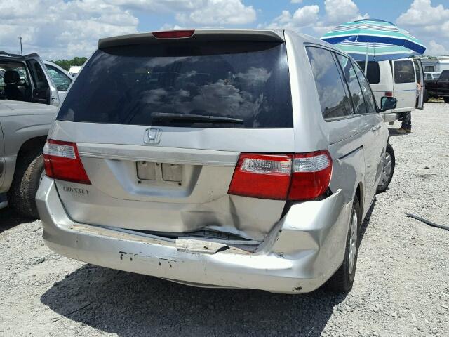 5FNRL38236B112582 - 2006 HONDA ODYSSEY LX SILVER photo 4