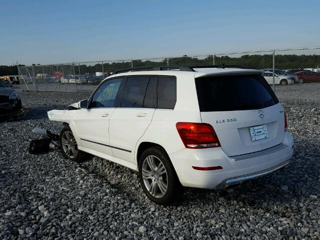 WDCGG8JB5FG360707 - 2015 MERCEDES-BENZ GLK WHITE photo 3