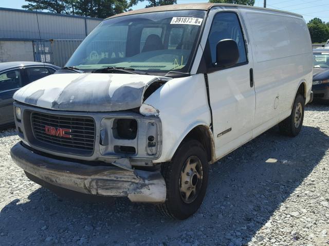 1GTHG35R8Y1242449 - 2000 GMC SAVANA G35 WHITE photo 2