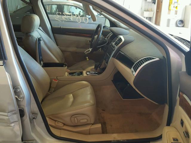 1GYEE637970181848 - 2007 CADILLAC SRX BEIGE photo 5