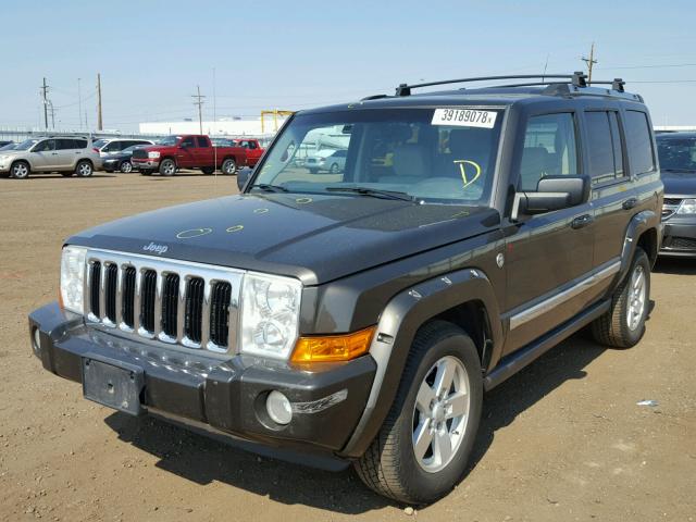 1J8HG58266C364280 - 2006 JEEP COMMANDER Qəhvəyi foto 2