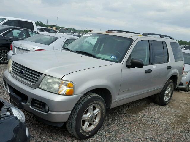 1FMZU63K54UA14126 - 2004 FORD EXPLORER X SILVER photo 2