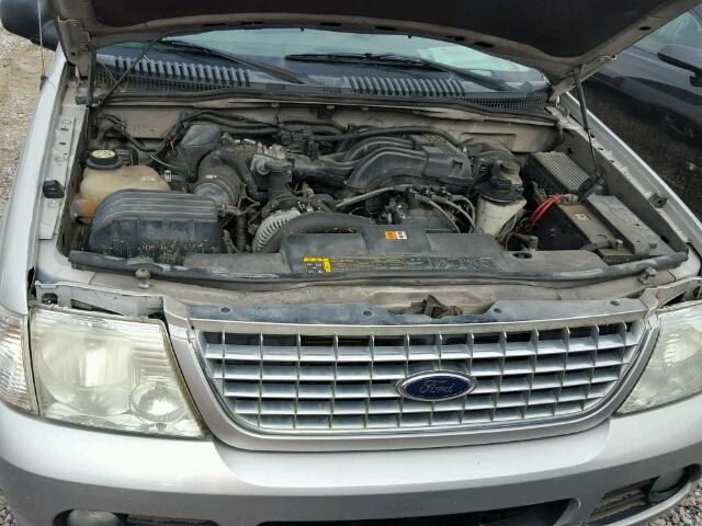 1FMZU63K54UA14126 - 2004 FORD EXPLORER X SILVER photo 7