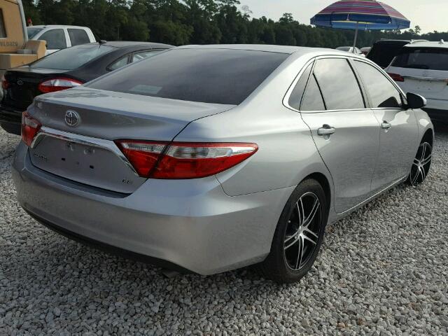 4T4BF1FK2FR463346 - 2015 TOYOTA CAMRY LE GRAY photo 4