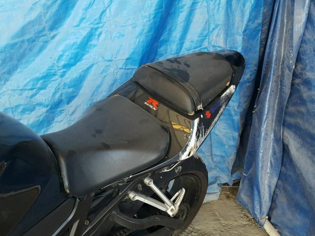 JS1GR7JAX52100956 - 2005 SUZUKI GSX-R750 K BLACK photo 6