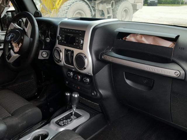 1C4AJWAG2CL178706 - 2012 JEEP WRANGLER S BLACK photo 9