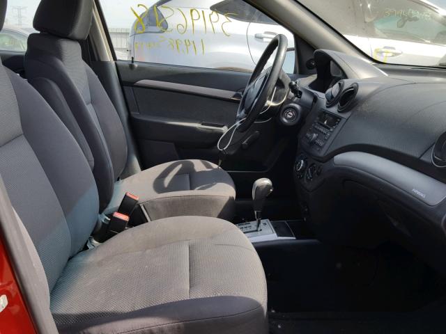KL1TD56E39B640715 - 2009 CHEVROLET AVEO LS RED photo 5