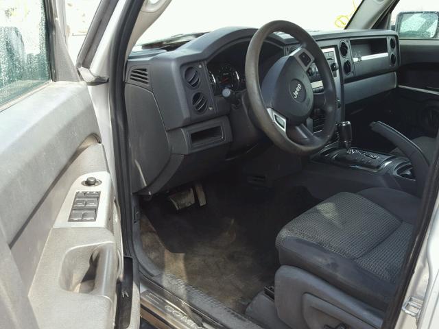 1J8HH48K18C182092 - 2008 JEEP COMMANDER ვერცხლისფერი ფოტო 10