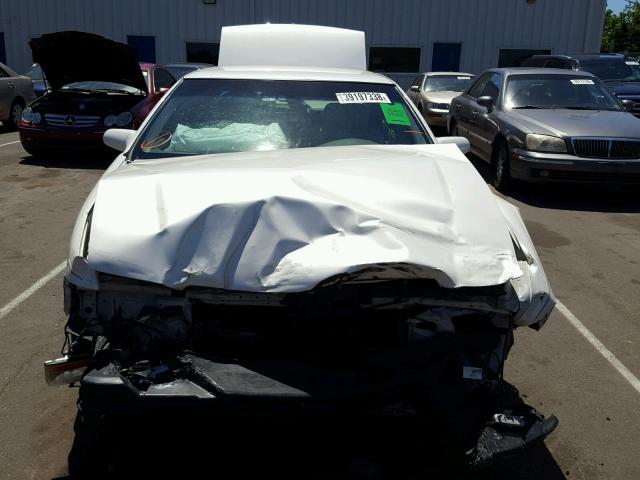 1G6KF5490XU758357 - 1999 CADILLAC DEVILLE CO WHITE photo 9