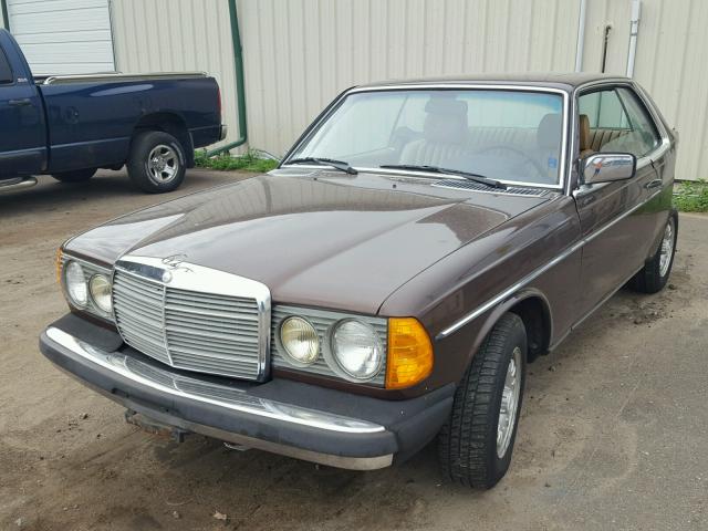 12315012005744 - 1980 MERCEDES-BENZ BENZ BROWN photo 2