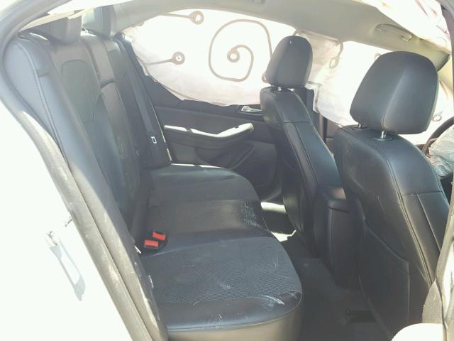 1G11C5SL1FF332396 - 2015 CHEVROLET MALIBU 1LT SILVER photo 6