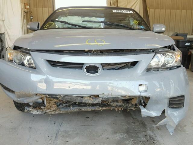 JTKJF5C71C3036252 - 2012 TOYOTA SCION TC 灰色 照片 9