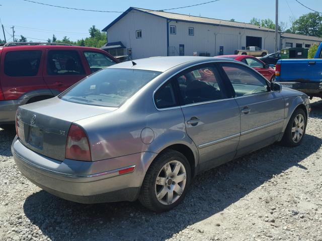 WVWRH63B22P061859 - 2002 VOLKSWAGEN PASSAT GLX GRAY photo 4