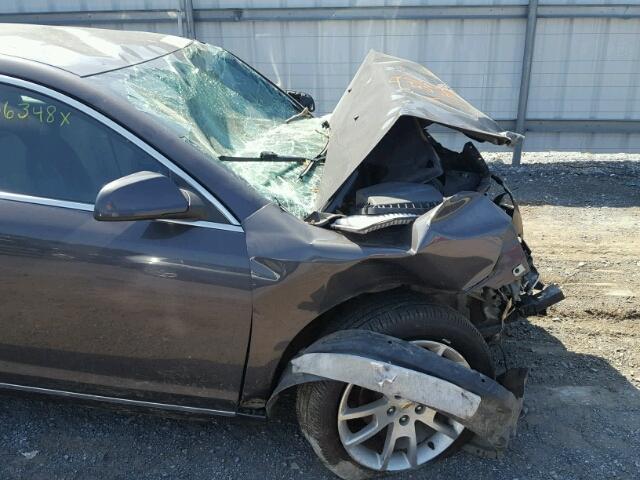 1G1ZE5E18BF126574 - 2011 CHEVROLET MALIBU LTZ 灰色 照片 9