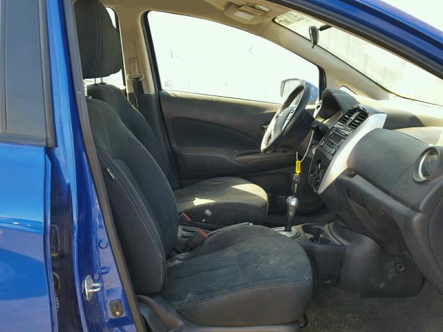 3N1CE2CP2FL352093 - 2015 NISSAN VERSA NOTE BLUE photo 5