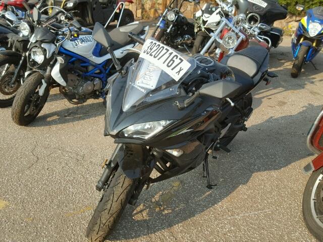 JKAEXEJ15HDA00373 - 2017 KAWASAKI EX650 J შავი ფოტო 2