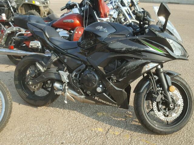 JKAEXEJ15HDA00373 - 2017 KAWASAKI EX650 J შავი ფოტო 9