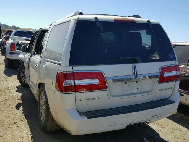 5LMFU275X7LJ16254 - 2007 LINCOLN NAVIGATOR Beyaz fotoğraf 3