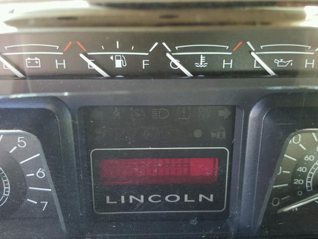 5LMFU275X7LJ16254 - 2007 LINCOLN NAVIGATOR Beyaz fotoğraf 8