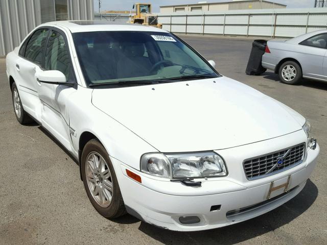 YV1TS592751399672 - 2005 VOLVO S80 2.5T WHITE photo 1