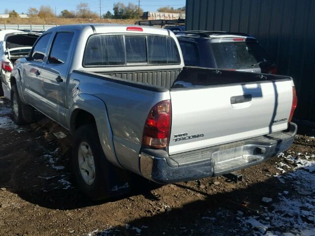 3TMLU42N98M018491 - 2008 TOYOTA TACOMA DOU SILVER photo 3