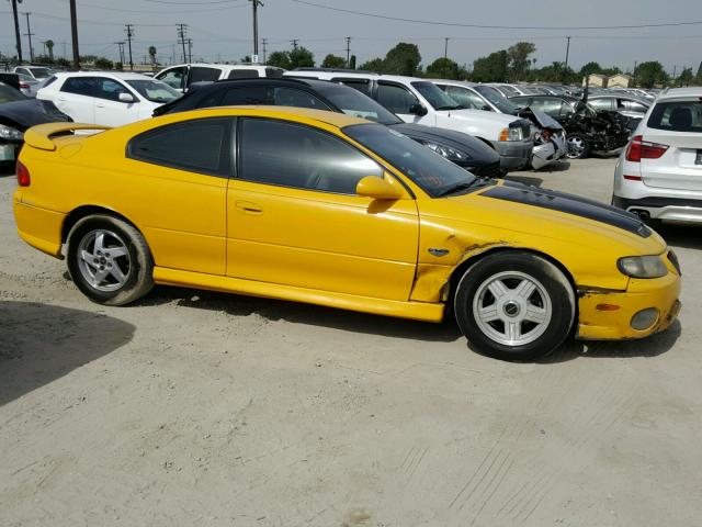 6G2VX12G64L234740 - 2004 PONTIAC GTO YELLOW photo 9