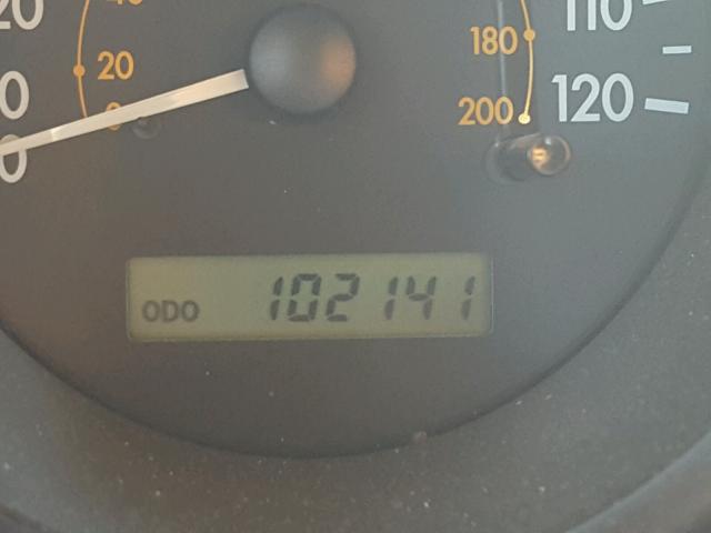 KL1TJ52684B161979 - 2004 CHEVROLET AVEO LS GREEN photo 8