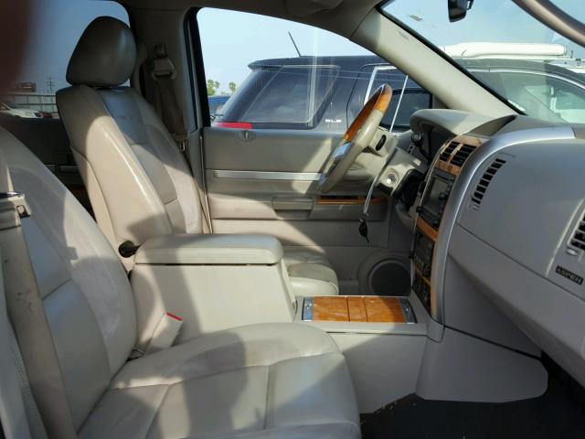 1A8HW58227F507180 - 2007 CHRYSLER ASPEN LIMI 银色 照片 5