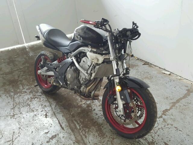 JKAEXEA168A037320 - 2008 KAWASAKI EX650 A Qara foto 1