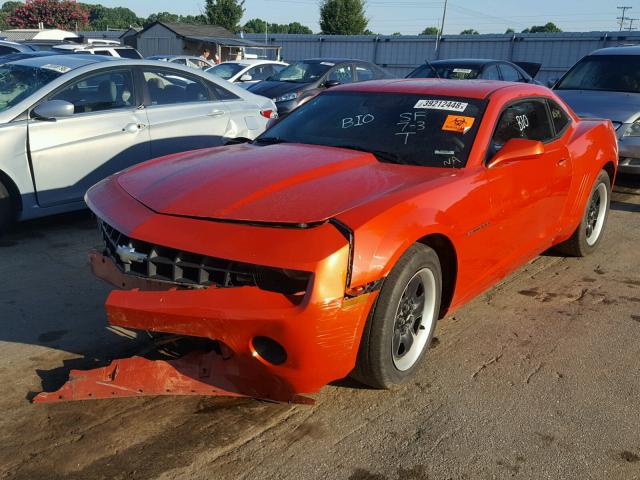 2G1FA1ED1B9106550 - 2011 CHEVROLET CAMARO LS ORANGE photo 2