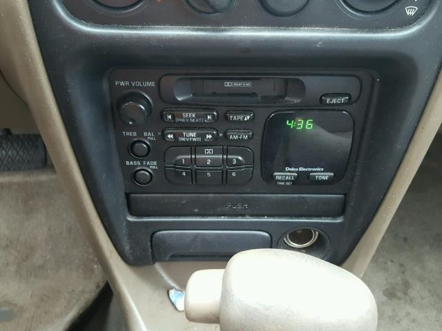 1Y1SK5286WZ419344 - 1998 CHEVROLET GEO PRIZM 青色 照片 9