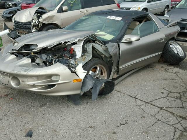 2G2FV22G812136477 - 2001 PONTIAC FIREBIRD F TAN photo 9