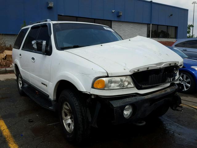 5LMEU27R92LJ02613 - 2002 LINCOLN NAVIGATOR Weiß Foto 1
