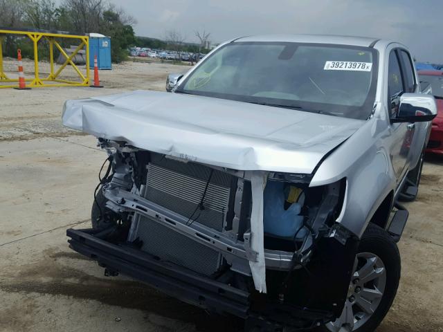 1GCGSCE31G1200886 - 2016 CHEVROLET COLORADO L SILVER photo 2