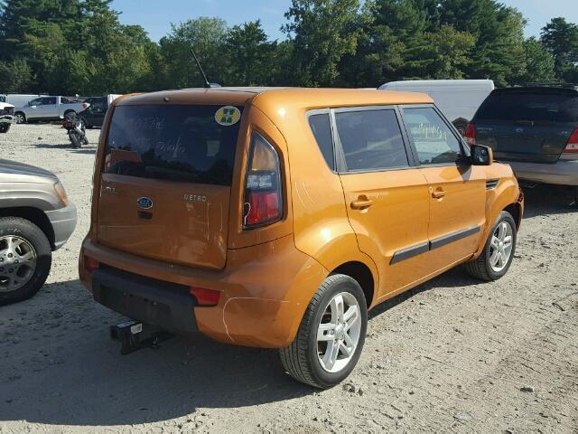 KNDJT2A28B7256985 - 2011 KIA SOUL +/!/S ORANGE photo 4