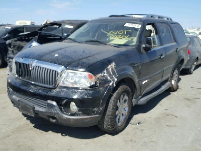 5LMFU28RX3LJ44194 - 2003 LINCOLN NAVIGATOR Czarny zdjęcie 2