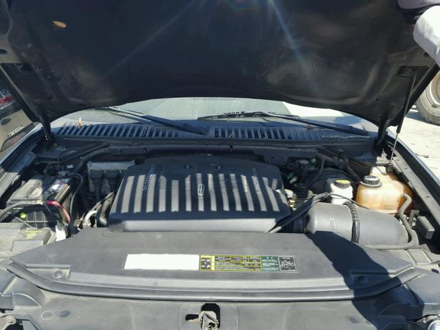 5LMFU28RX3LJ44194 - 2003 LINCOLN NAVIGATOR Czarny zdjęcie 7