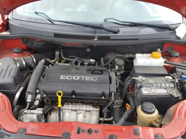 KL1TD5DE9AB096728 - 2010 CHEVROLET AVEO LS RED photo 7