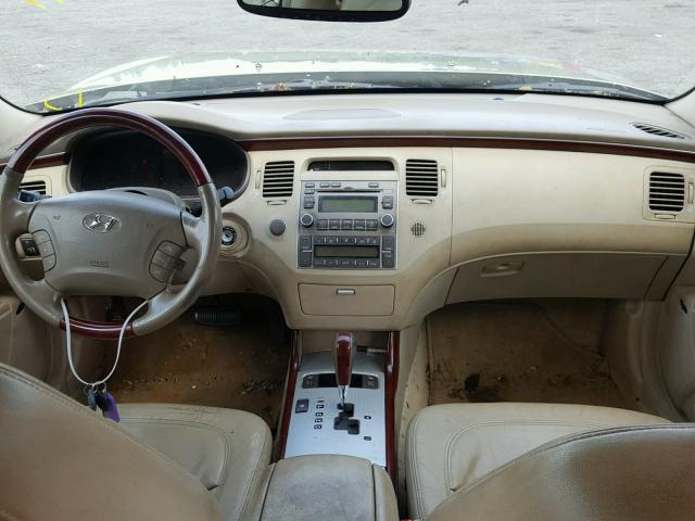 KMHFC46F97A211914 - 2007 HYUNDAI AZERA SE BEIGE photo 9