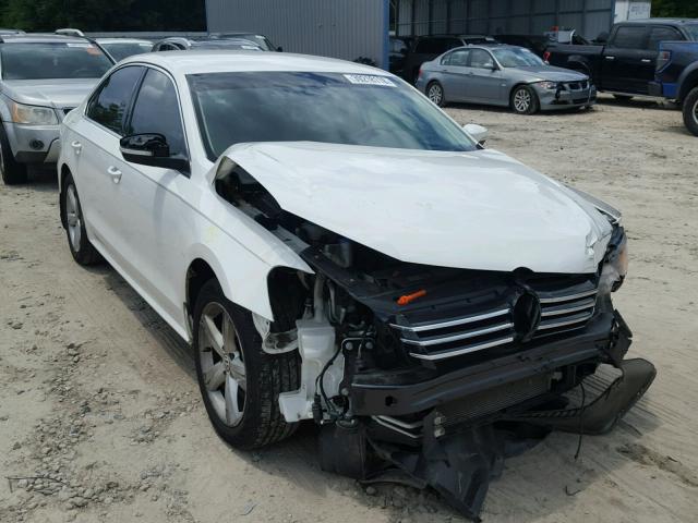 1VWBP7A34DC048737 - 2013 VOLKSWAGEN PASSAT SE WHITE photo 1