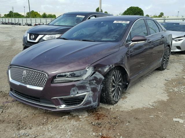 3LN6L5HC9HR623699 - 2017 LINCOLN MKZ BLACK MAROON photo 2