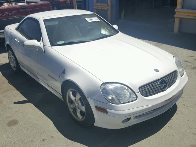 WDBKK49FX1F233463 - 2001 MERCEDES-BENZ SLK 230 KO WHITE photo 1