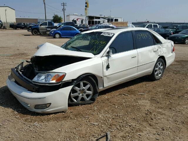 4T1BF28B6YU051155 - 2000 TOYOTA AVALON WHITE photo 2