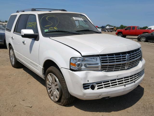 5LMJJ2J52BEJ00929 - 2011 LINCOLN NAVIGATOR თეთრი ფოტო 1